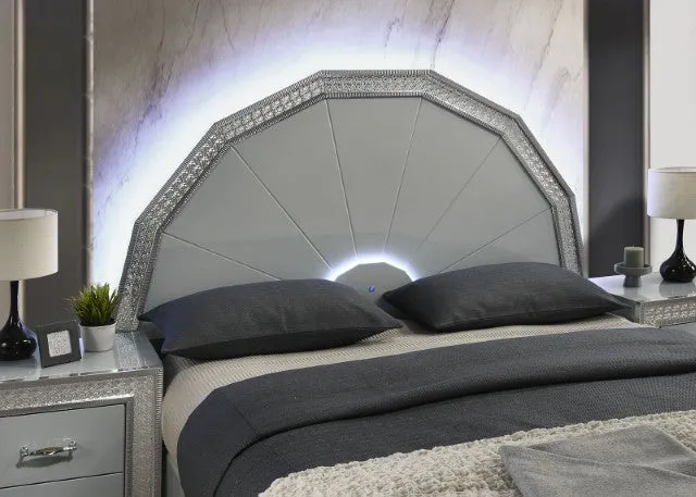 Cassiopeia E.King Bed