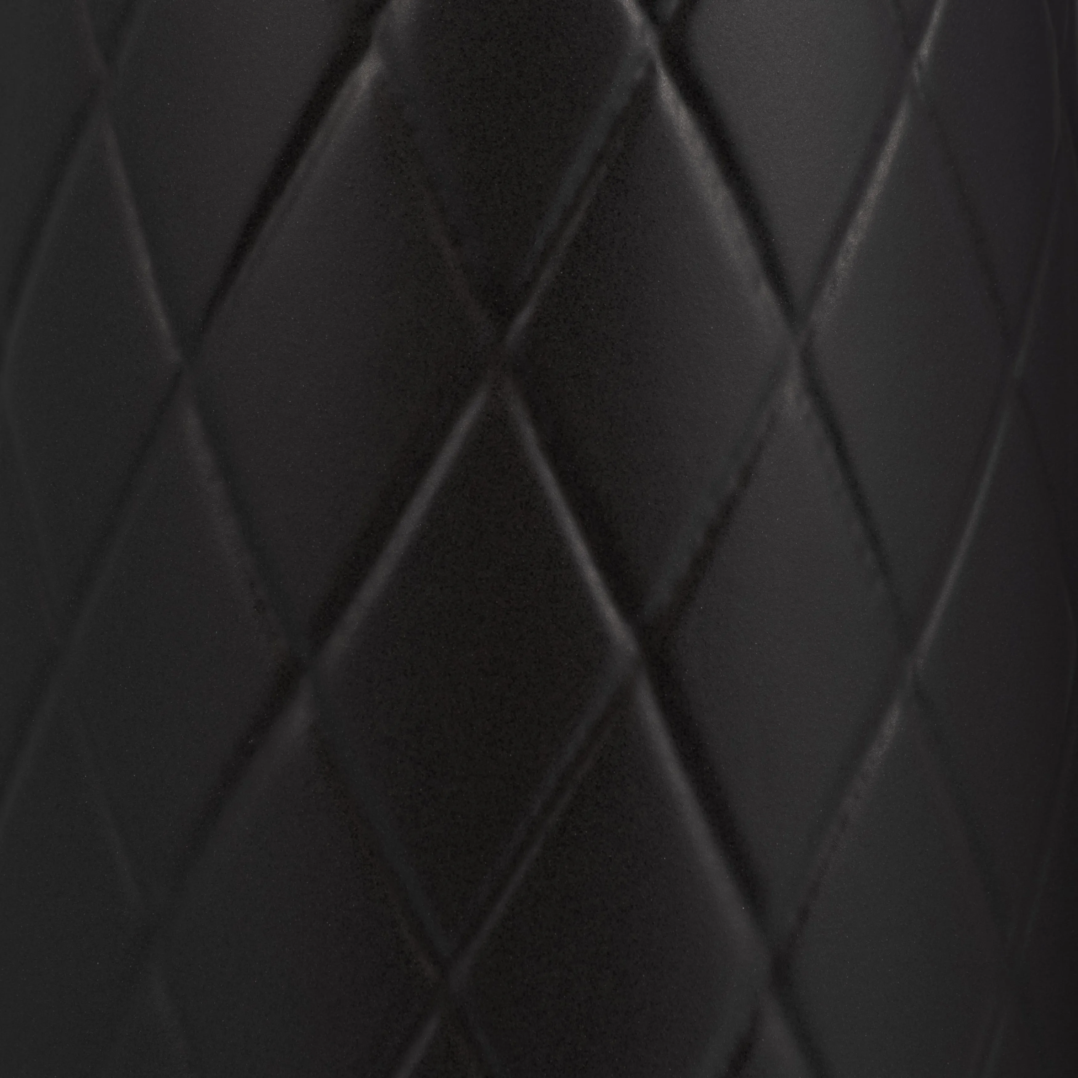 CER, 16" PLAID TEXTURED VASE, BLACK