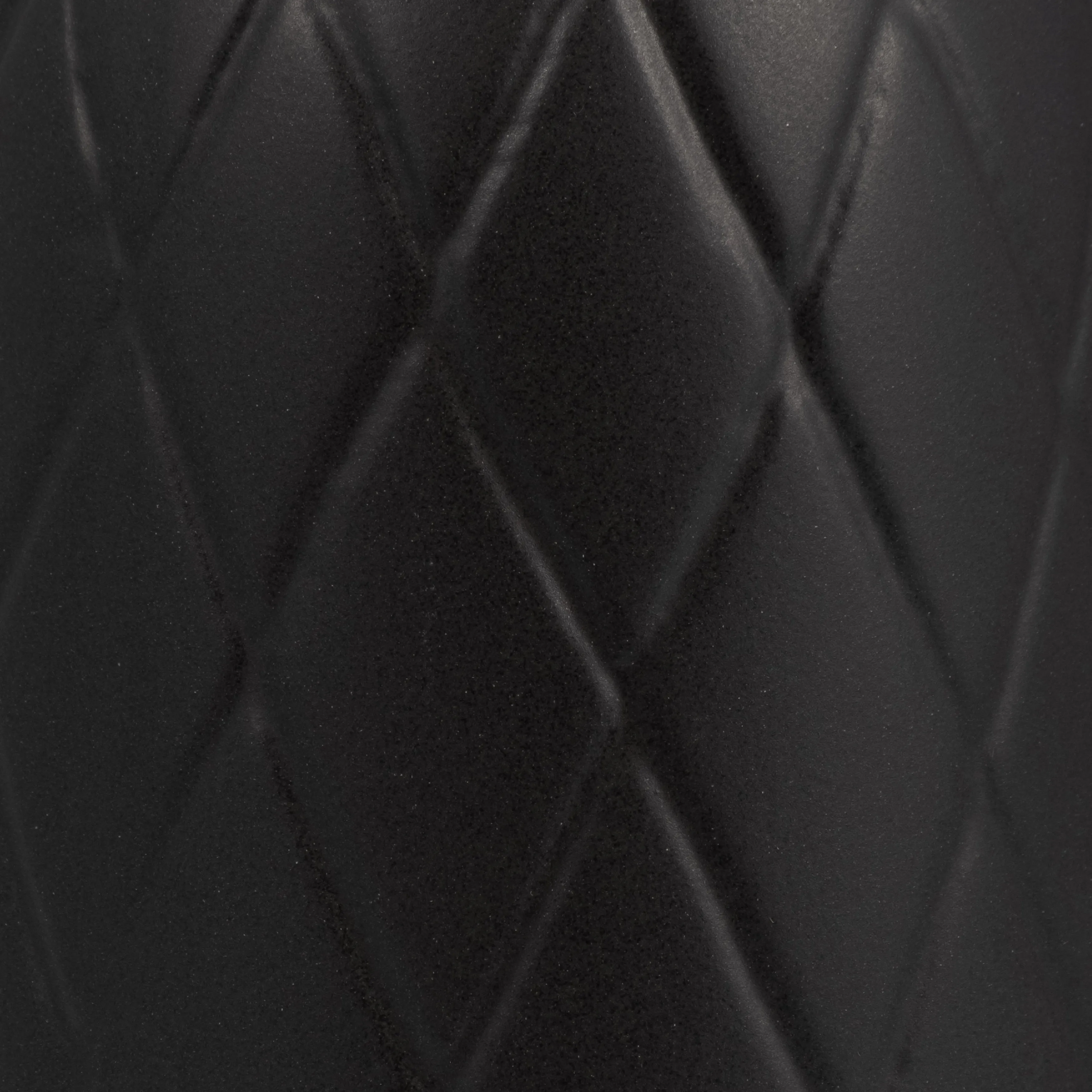 CER, 9" PLAID TEXTURED VASE, BLACK