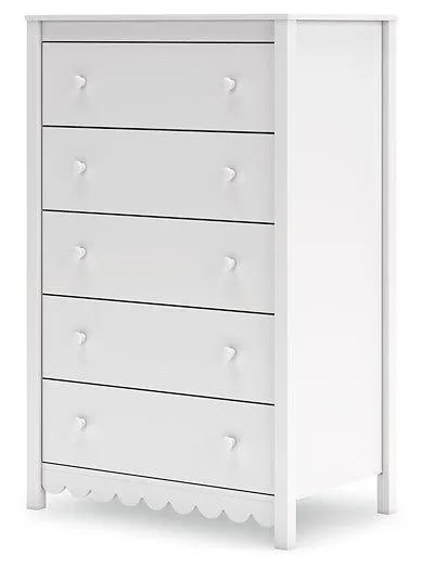 Hallityn Chest of Drawers