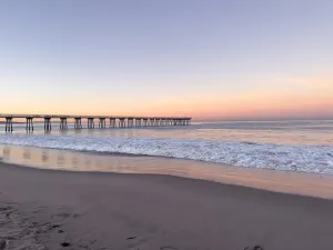 Hermosa Beach Pier By Kathy Mansfield - Light Blue