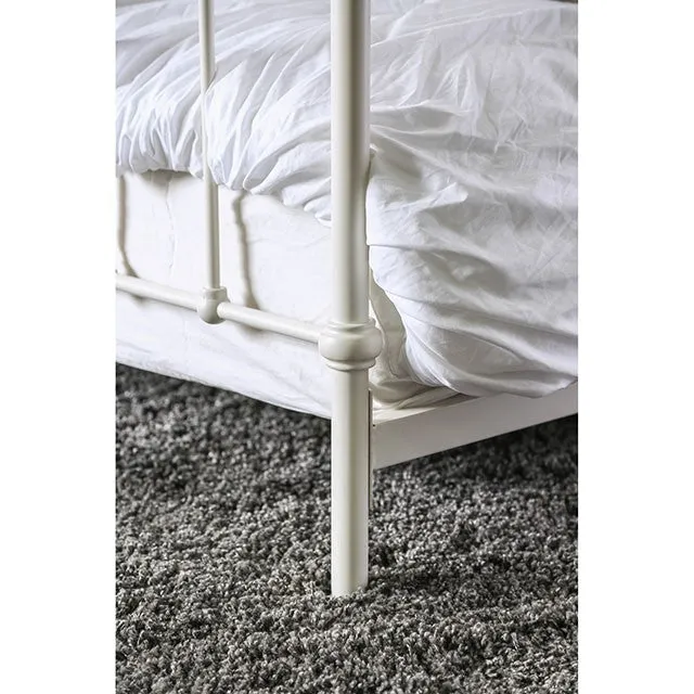 Iria Bed