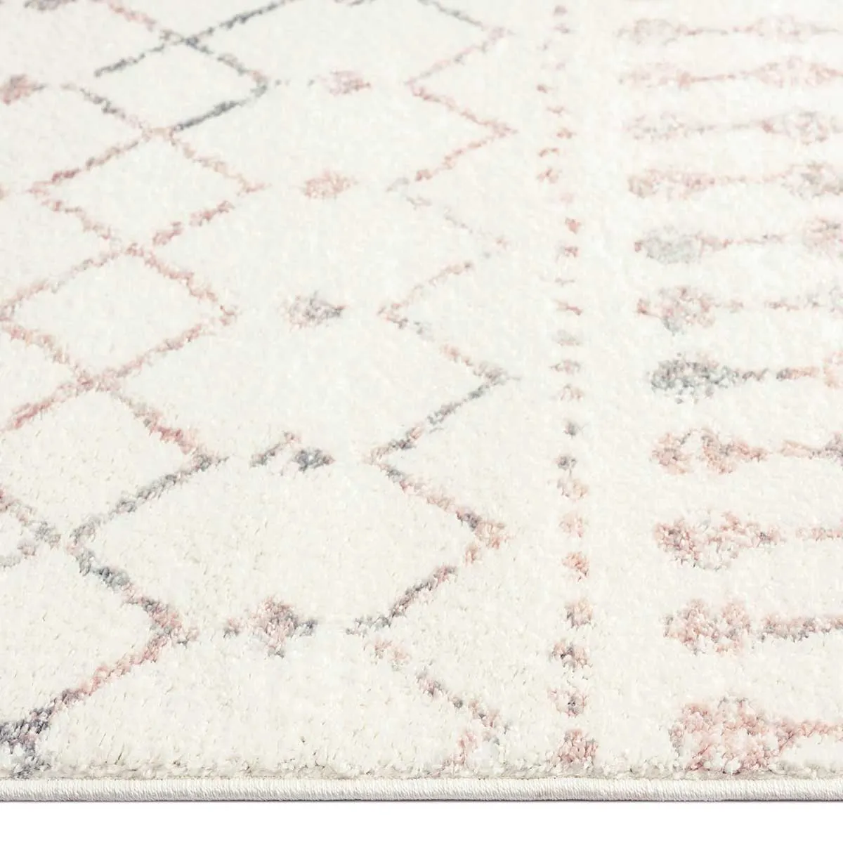 Maggie Tribal Diamond Rug
