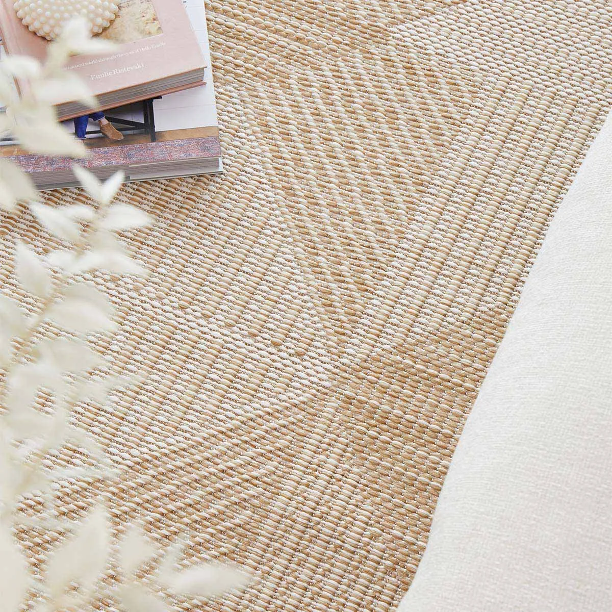 Patio Rico Runner Rug (Natural)
