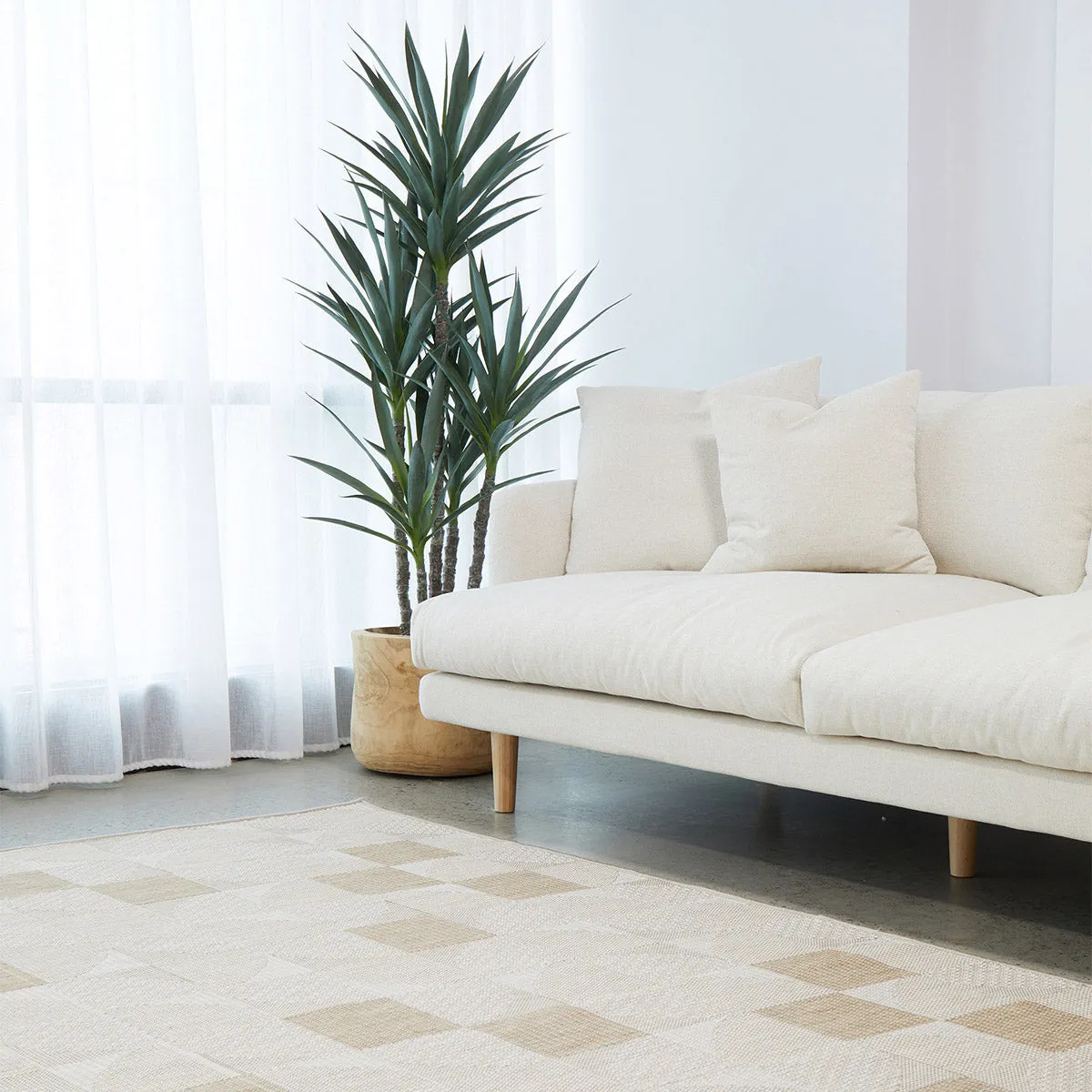 Patio Selin Rug