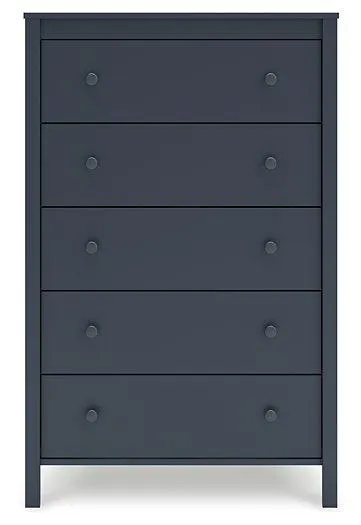Simmenfort Chest of Drawers