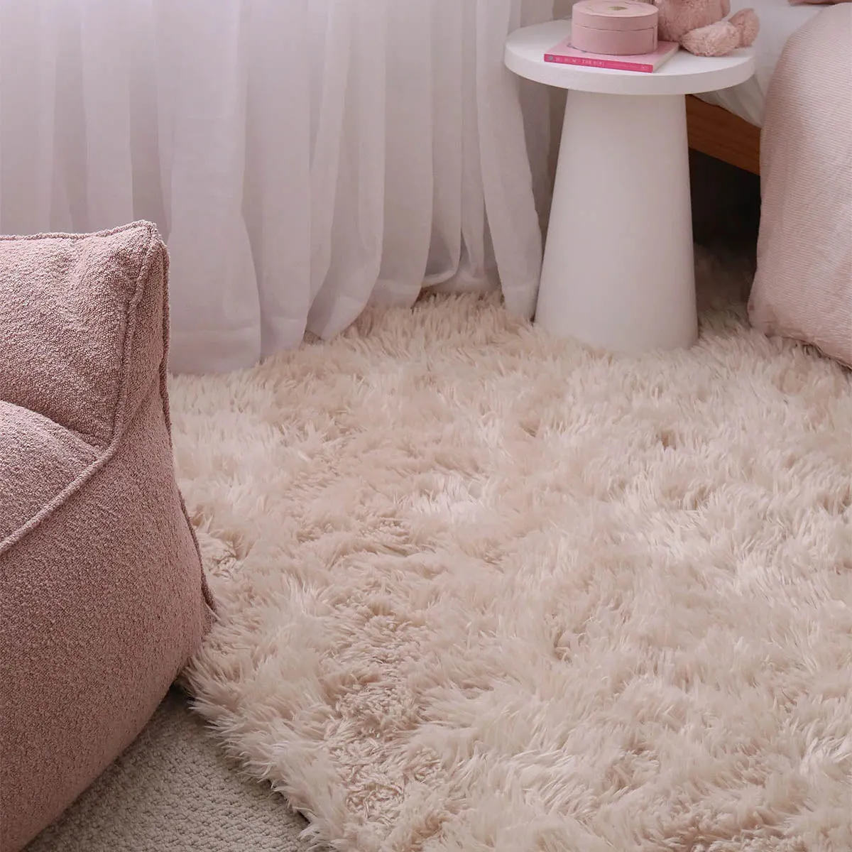Solace Vegan Flokati Rug