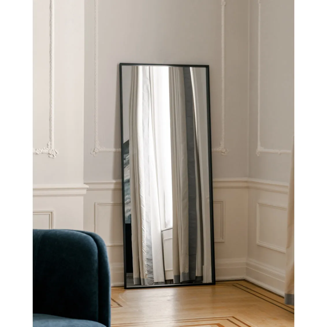 Squire Mirror Black